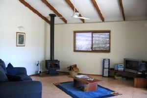 Hillcrest Mountain View Retreat - Accommodation in Brisbane 8