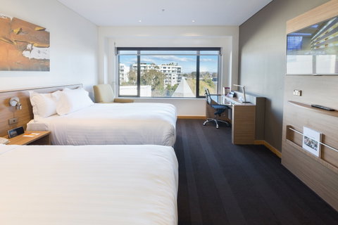 Crowne Plaza Canberra - Accommodation in Brisbane 6
