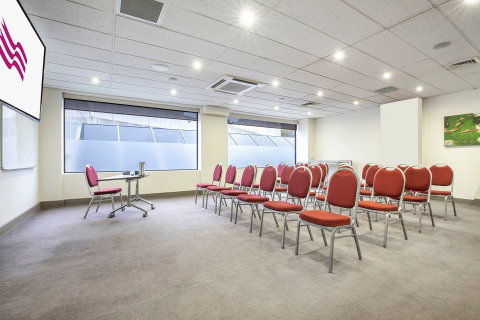 Crowne Plaza Canberra - Accommodation in Brisbane 9