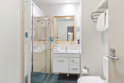 Quality Hotel Dickson - Accommodation in Brisbane 4