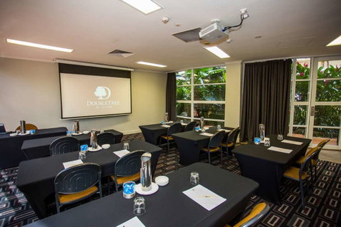 DoubleTree by Hilton Cairns - Accommodation in Brisbane 11