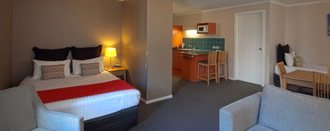Quest Waterfront Serviced Apartments - Accommodation in Brisbane 2