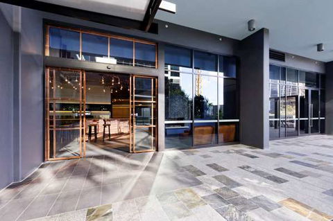 Alpha Mosaic Hotel - Accommodation in Brisbane 1