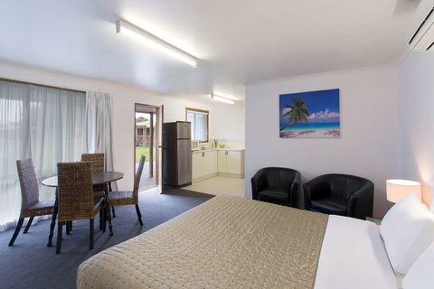 Best Western Colonial Village Motel - Accommodation in Brisbane 1