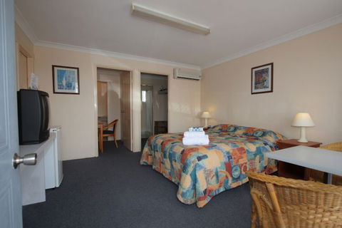 Alexander Motel & Peppercorn Restaurant - Accommodation in Brisbane 0