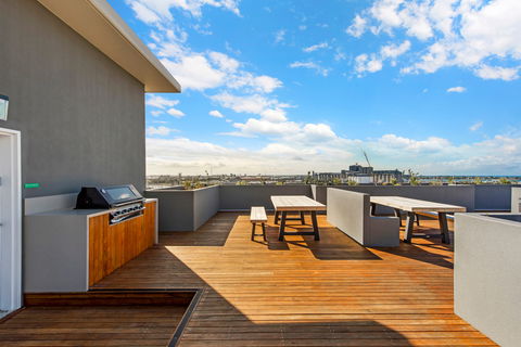 Astra Apartments Newcastle - Accommodation in Brisbane 0