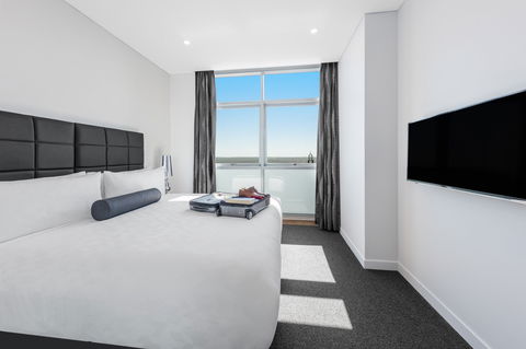 Meriton Suites Chatswood - Accommodation in Brisbane 0