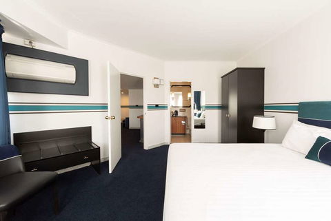 Ramada By Wyndham Diplomat Canberra - Accommodation in Brisbane 2