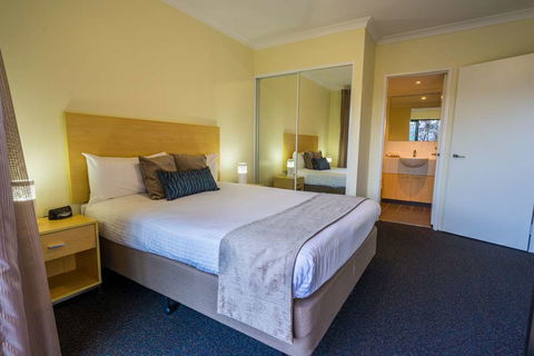 Perth Ascot Central Apartment Hotel - Accommodation in Brisbane 1
