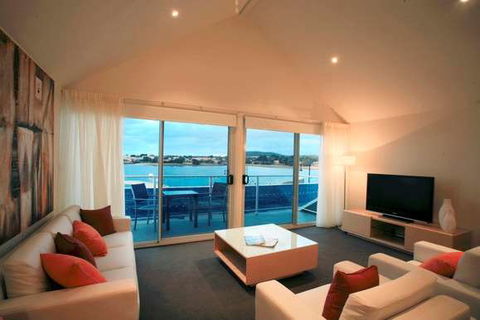 York Cove - Accommodation in Brisbane 8