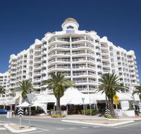 Phoenician Resort - Accommodation in Brisbane