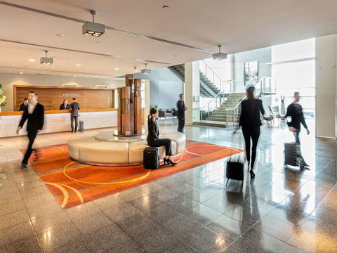 PARKROYAL Melbourne Airport - Accommodation in Brisbane 2