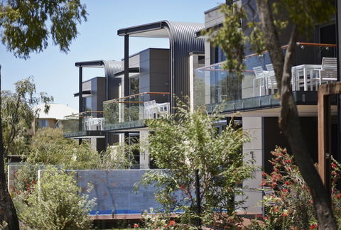 Aqua Resort - Accommodation in Brisbane 0