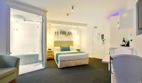 Atlantic Tower Motor Inn - Accommodation in Brisbane 2