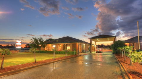 Bushmans Motor Inn - Accommodation in Brisbane 1