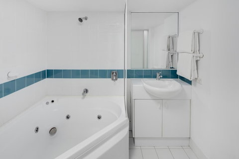 Adina Serviced Apartments Canberra James Court - Accommodation in Brisbane 8