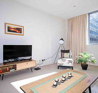 Spacious 1BR Stylish New Acton Apartment Parking - Accommodation in Brisbane