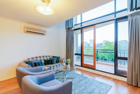 ALLARA CANBERRA - Accommodation in Brisbane 0