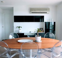 Staying Places - The Avenue - Accommodation in Brisbane