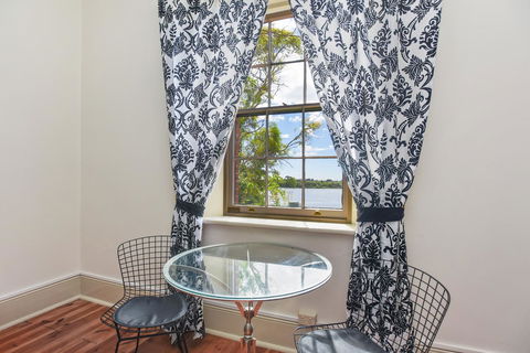 Wellington Courthouse - Accommodation in Brisbane 14