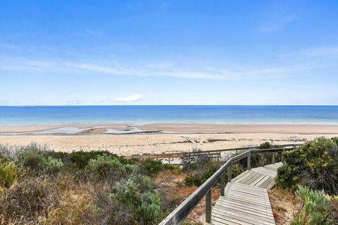 'The Hidden Diamond' - Normanville - Accommodation in Brisbane 0