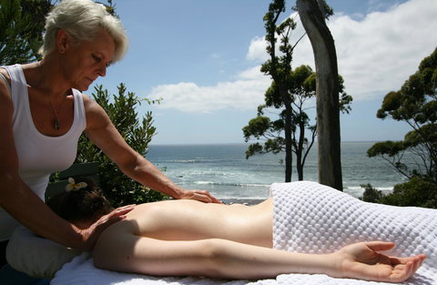 Mollymook Beach Waterfront - Accommodation in Brisbane 20