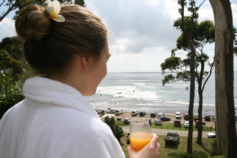 Mollymook Beach Waterfront - Accommodation in Brisbane 23