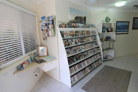 Mollymook Beach Waterfront - Accommodation in Brisbane 15