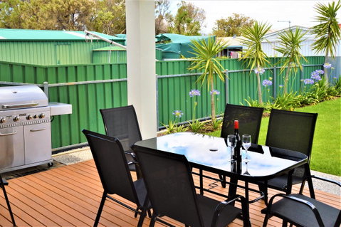 Eastern Breeze - Accommodation in Brisbane 8