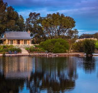Stonewell Cottages and Vineyards - Accommodation in Brisbane