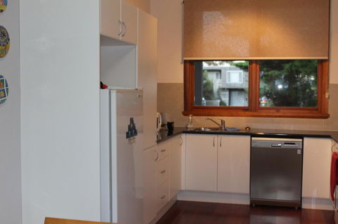 \'Point Break\' Your Waterfront Break At The Point - Accommodation in Brisbane 8