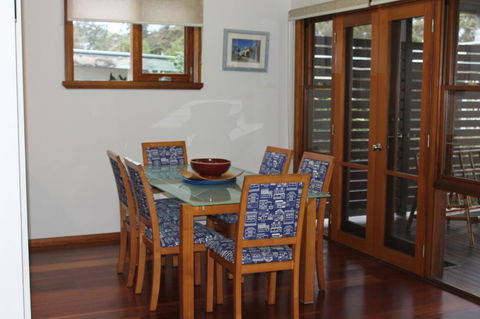 \'Point Break\' Your Waterfront Break At The Point - Accommodation in Brisbane 7