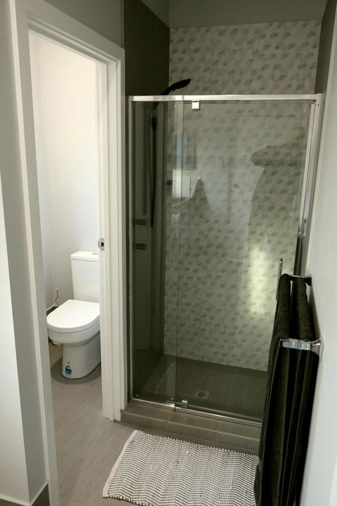 The Purple Door On Seaview - Accommodation in Brisbane 11