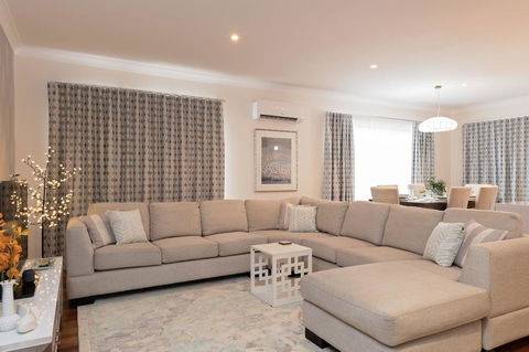Boutique Getaway On Wright - Accommodation in Brisbane 3