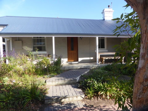 Penzance Cottage Glenelg - Accommodation in Brisbane 0