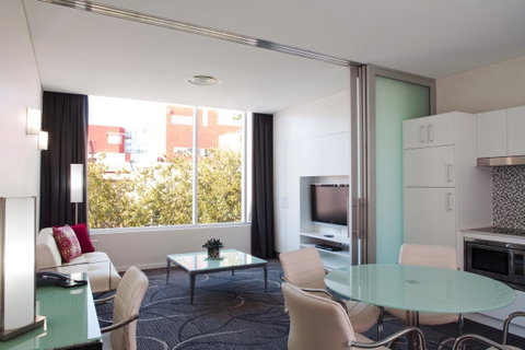 Adelaide Rockford - Accommodation in Brisbane 20