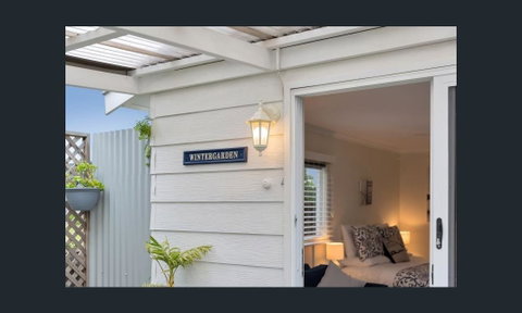 Wintergarden Beach Cabin - Accommodation in Brisbane 4