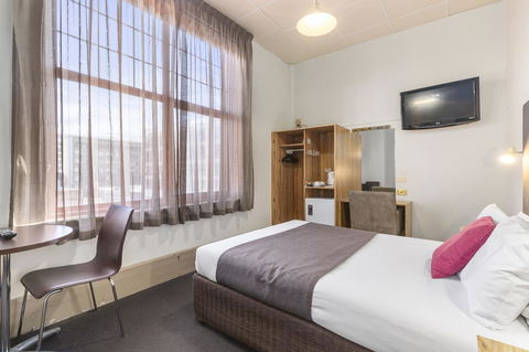 Adelaide Paringa - Accommodation in Brisbane 3