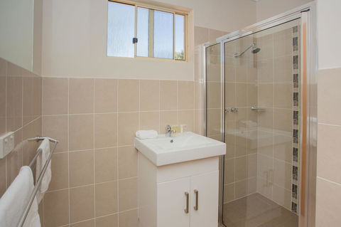 Discovery Parks - Lake Bonney - Accommodation in Brisbane 9