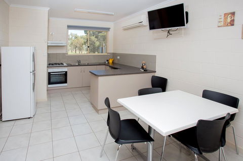 Discovery Parks - Lake Bonney - Accommodation in Brisbane 12