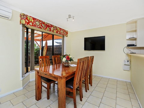 Lakeside - Encounter Bay - Accommodation in Brisbane 6