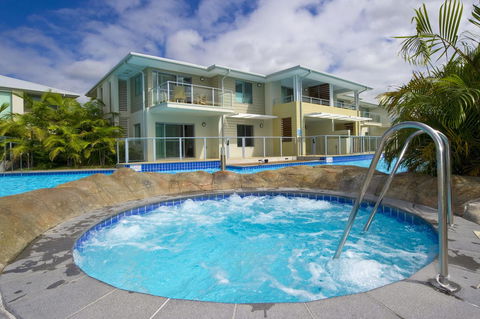 Pacific Blue 278-265 Sandy Pt Rd- Dual Key Access, Wifi, Linen And Air Conditioning - Accommodation in Brisbane 18
