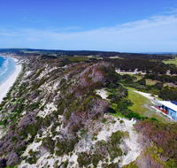 A Dune Escape - Accommodation in Brisbane