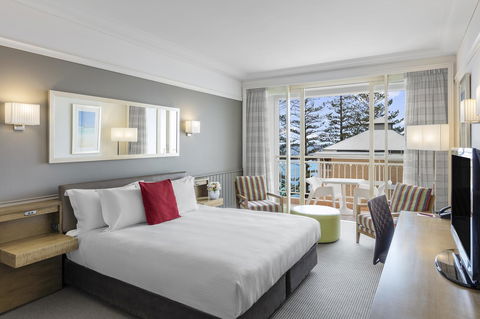 Crowne Plaza Terrigal Pacific, An IHG Hotel - Accommodation in Brisbane 4