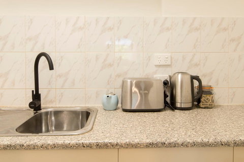 The Manor Basket Range - Accommodation in Brisbane 9