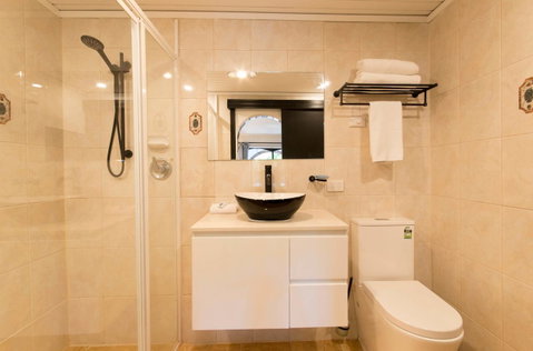 The Manor Basket Range - Accommodation in Brisbane 6