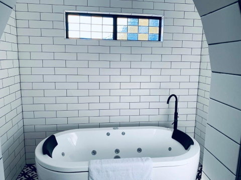 The Manor Basket Range - Accommodation in Brisbane 11