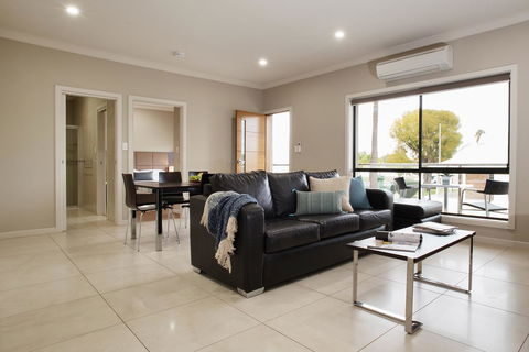 Renmark Holiday Apartments - Accommodation in Brisbane 1