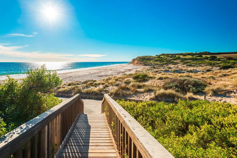 Lavina Luxury Beach House - Accommodation in Brisbane 36