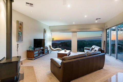 Lavina Luxury Beach House - Accommodation in Brisbane 21